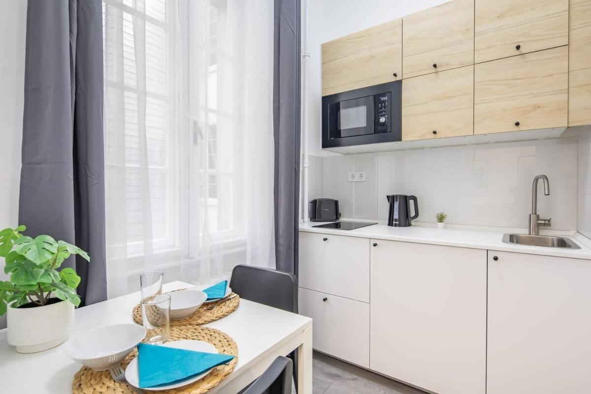 Ultra Central Mini Studio Budapest Luaran gambar